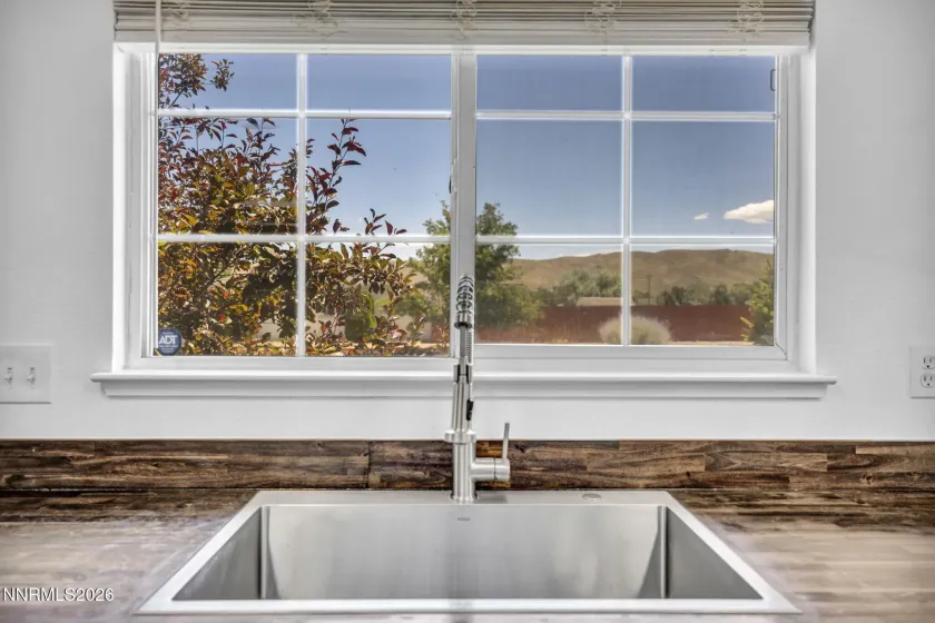 17704 Georgetown, Reno, Nevada 89508, 3 Bedrooms Bedrooms, ,2 BathroomsBathrooms,Residential,Residential,Georgetown,0,260008441