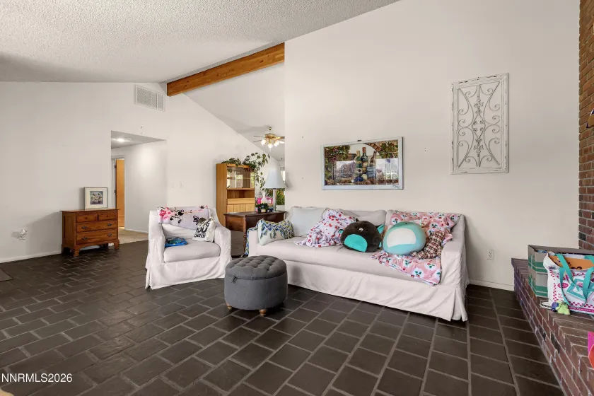 3329 Edmonds, Carson City, Nevada 89701, 3 Bedrooms Bedrooms, ,2 BathroomsBathrooms,Residential,Residential,Edmonds,0,260008444