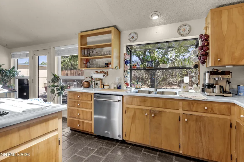 3329 Edmonds, Carson City, Nevada 89701, 3 Bedrooms Bedrooms, ,2 BathroomsBathrooms,Residential,Residential,Edmonds,0,260008444