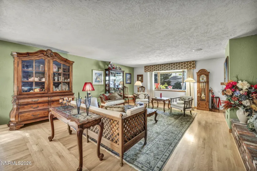 2090 Allen, Reno, Nevada 89509, 3 Bedrooms Bedrooms, ,2 BathroomsBathrooms,Residential,Residential,Allen,0,260008449