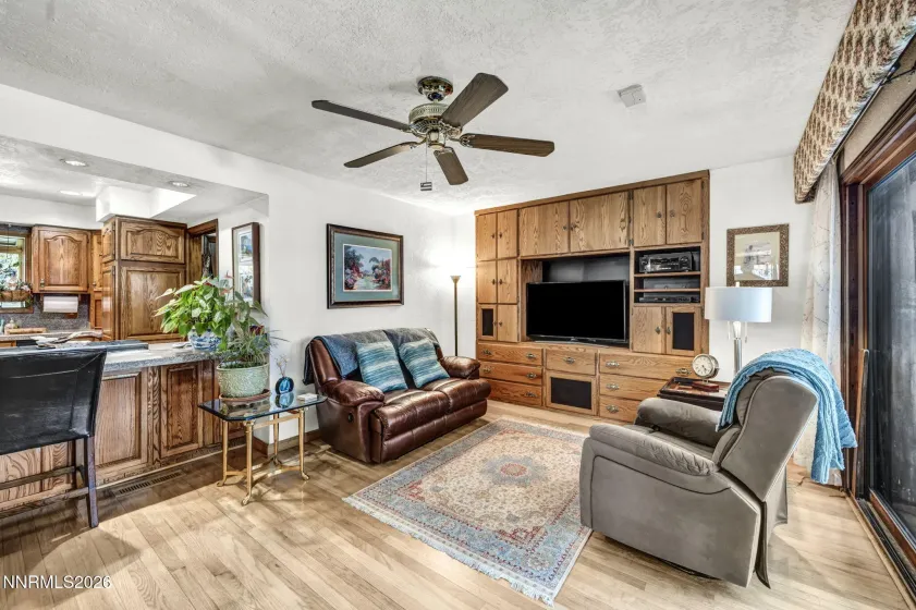 2090 Allen, Reno, Nevada 89509, 3 Bedrooms Bedrooms, ,2 BathroomsBathrooms,Residential,Residential,Allen,0,260008449