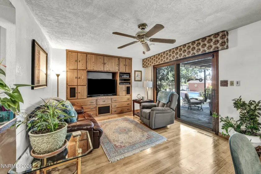 2090 Allen, Reno, Nevada 89509, 3 Bedrooms Bedrooms, ,2 BathroomsBathrooms,Residential,Residential,Allen,0,260008449
