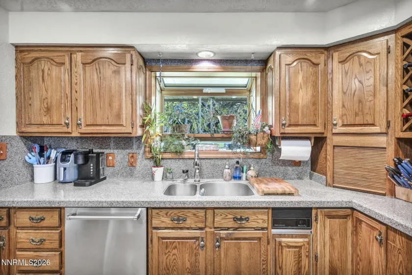 2090 Allen, Reno, Nevada 89509, 3 Bedrooms Bedrooms, ,2 BathroomsBathrooms,Residential,Residential,Allen,0,260008449