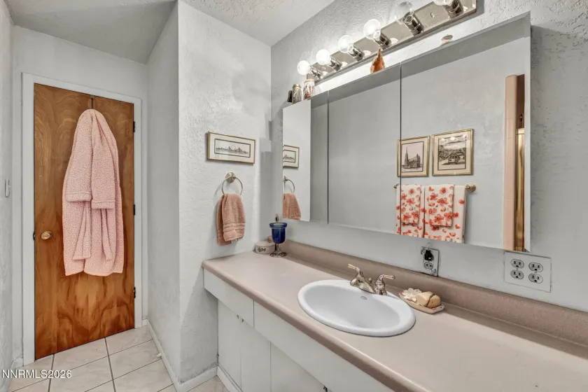 2090 Allen, Reno, Nevada 89509, 3 Bedrooms Bedrooms, ,2 BathroomsBathrooms,Residential,Residential,Allen,0,260008449