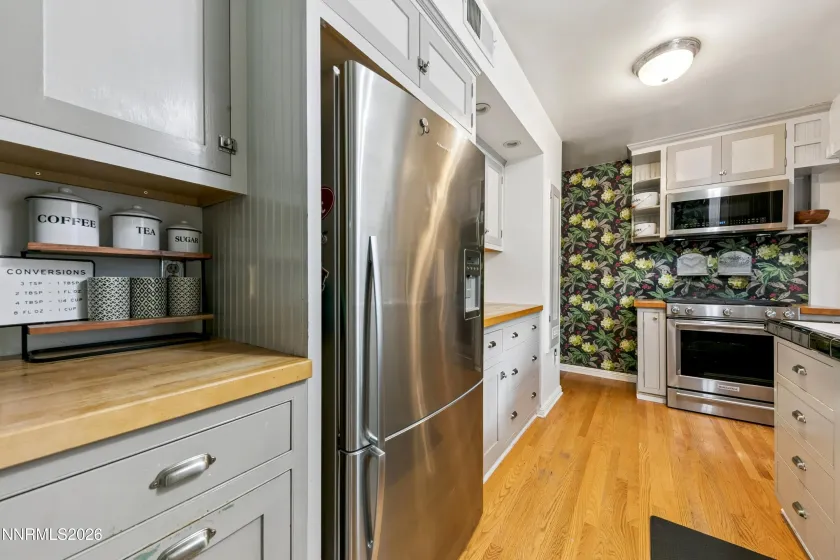 731 Arbutus, Reno, Nevada 89509, 3 Bedrooms Bedrooms, ,2 BathroomsBathrooms,Residential,Residential,Arbutus,0,260008443