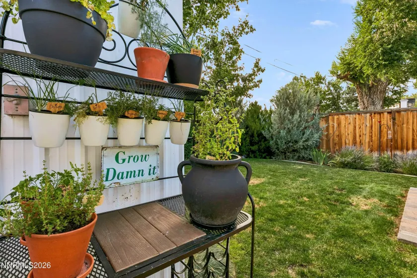 731 Arbutus, Reno, Nevada 89509, 3 Bedrooms Bedrooms, ,2 BathroomsBathrooms,Residential,Residential,Arbutus,0,260008443