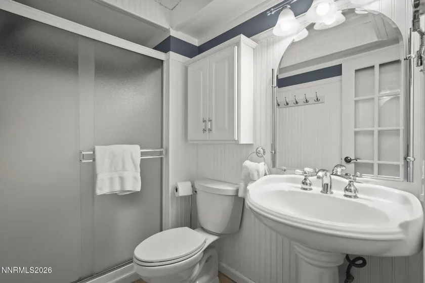 820 Oriole, Incline Village, Nevada 89451, 4 Bedrooms Bedrooms, ,4 BathroomsBathrooms,Residential,Residential,Oriole,0,260008452
