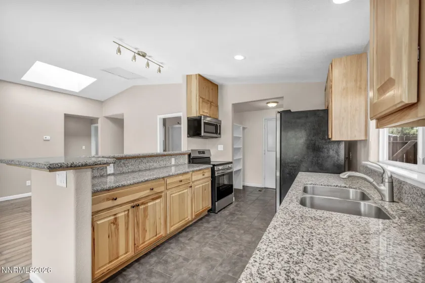 801 York, Sparks, Nevada 89434, 2 Bedrooms Bedrooms, ,2 BathroomsBathrooms,Residential,Residential,York,0,260008456