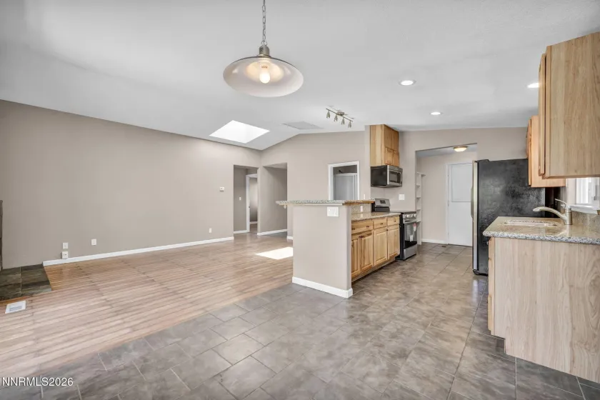 801 York, Sparks, Nevada 89434, 2 Bedrooms Bedrooms, ,2 BathroomsBathrooms,Residential,Residential,York,0,260008456
