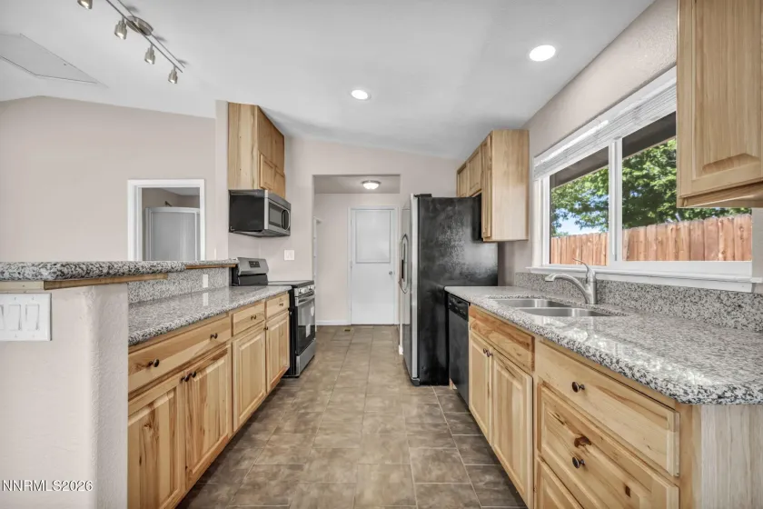 801 York, Sparks, Nevada 89434, 2 Bedrooms Bedrooms, ,2 BathroomsBathrooms,Residential,Residential,York,0,260008456
