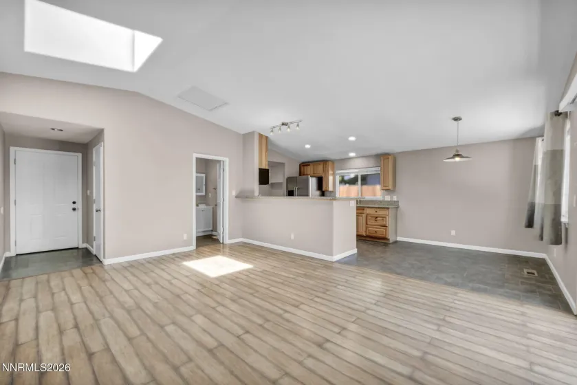 801 York, Sparks, Nevada 89434, 2 Bedrooms Bedrooms, ,2 BathroomsBathrooms,Residential,Residential,York,0,260008456