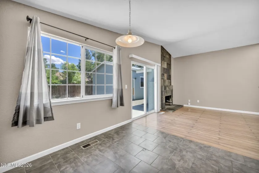 801 York, Sparks, Nevada 89434, 2 Bedrooms Bedrooms, ,2 BathroomsBathrooms,Residential,Residential,York,0,260008456