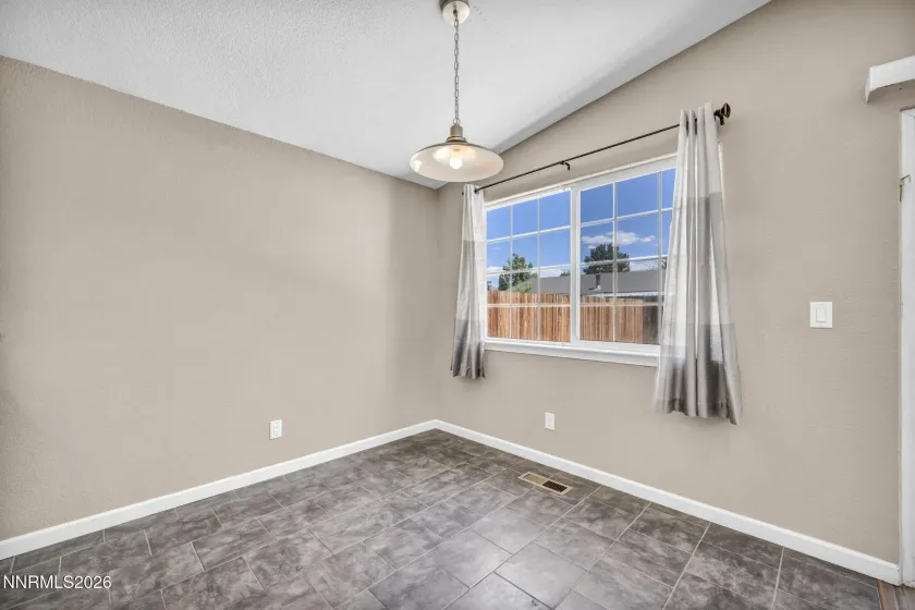 801 York, Sparks, Nevada 89434, 2 Bedrooms Bedrooms, ,2 BathroomsBathrooms,Residential,Residential,York,0,260008456