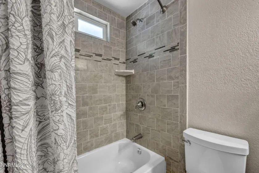 801 York, Sparks, Nevada 89434, 2 Bedrooms Bedrooms, ,2 BathroomsBathrooms,Residential,Residential,York,0,260008456