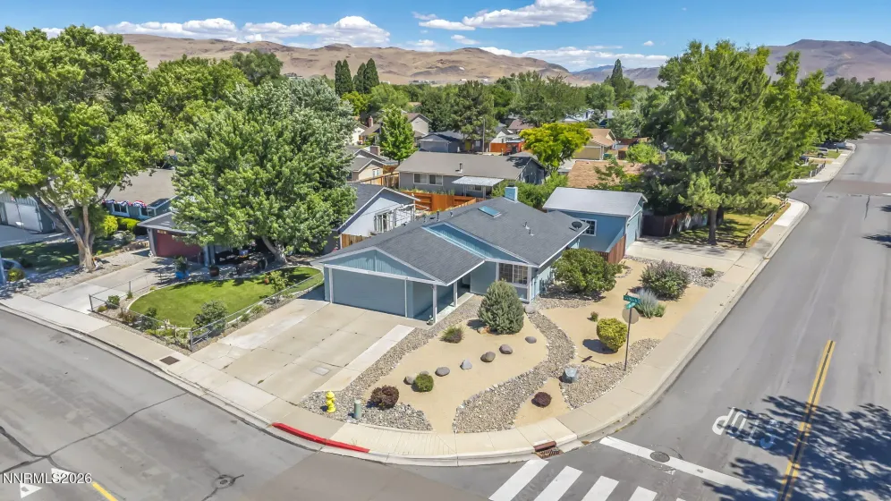 801 York, Sparks, Nevada 89434, 2 Bedrooms Bedrooms, ,2 BathroomsBathrooms,Residential,Residential,York,0,260008456