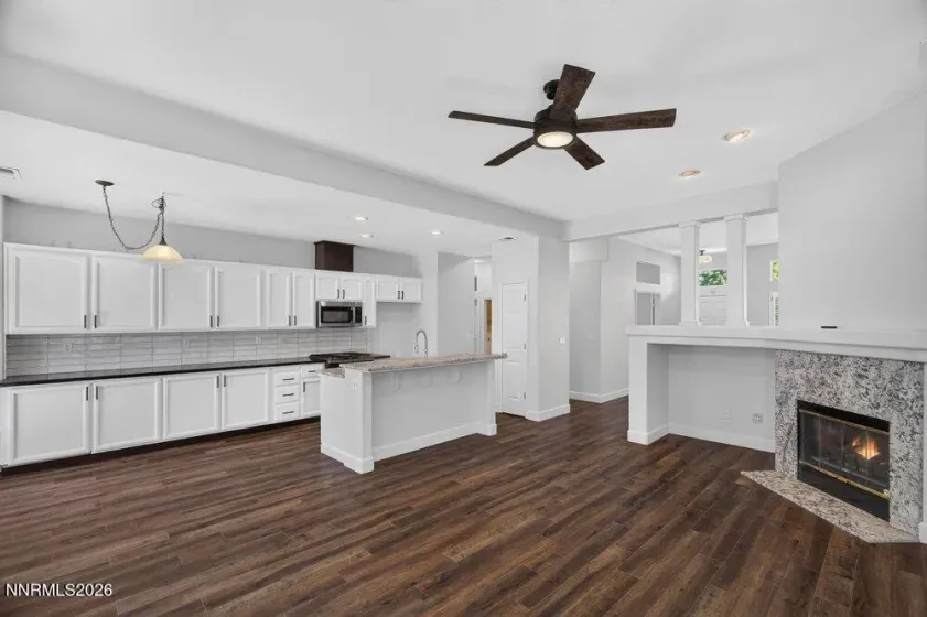 9515 Comanche Moon, Reno, Nevada 89521, 3 Bedrooms Bedrooms, ,2 BathroomsBathrooms,Residential,Residential,Comanche Moon,0,260008458