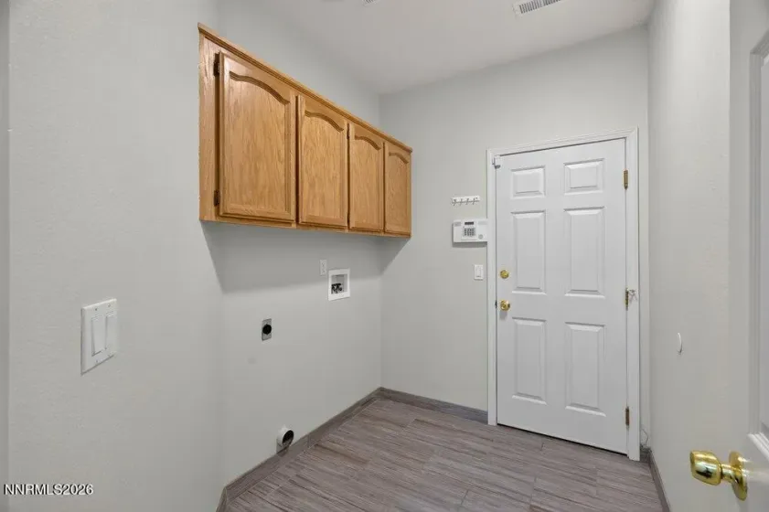 9515 Comanche Moon, Reno, Nevada 89521, 3 Bedrooms Bedrooms, ,2 BathroomsBathrooms,Residential,Residential,Comanche Moon,0,260008458