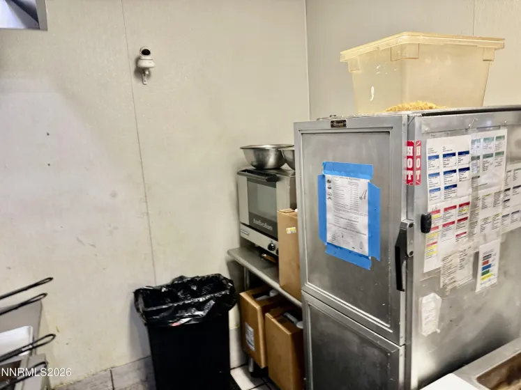 870 Broad, Battle Mountain, Nevada 89820, ,Commercial Sale,Residential,Broad,0,260008460