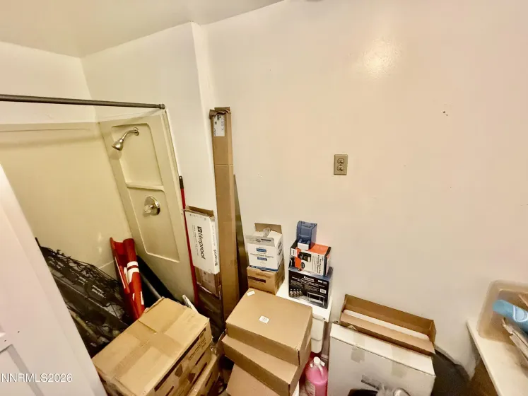 870 Broad, Battle Mountain, Nevada 89820, ,Commercial Sale,Residential,Broad,0,260008460