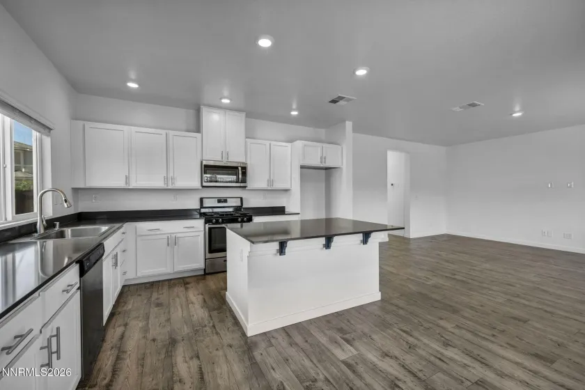 8918 Wolf Moon, Reno, Nevada 89506, 4 Bedrooms Bedrooms, ,3 BathroomsBathrooms,Residential,Residential,Wolf Moon,0,260008467