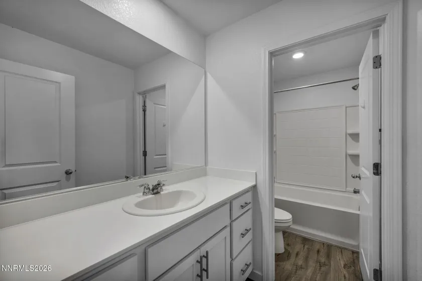 8918 Wolf Moon, Reno, Nevada 89506, 4 Bedrooms Bedrooms, ,3 BathroomsBathrooms,Residential,Residential,Wolf Moon,0,260008467