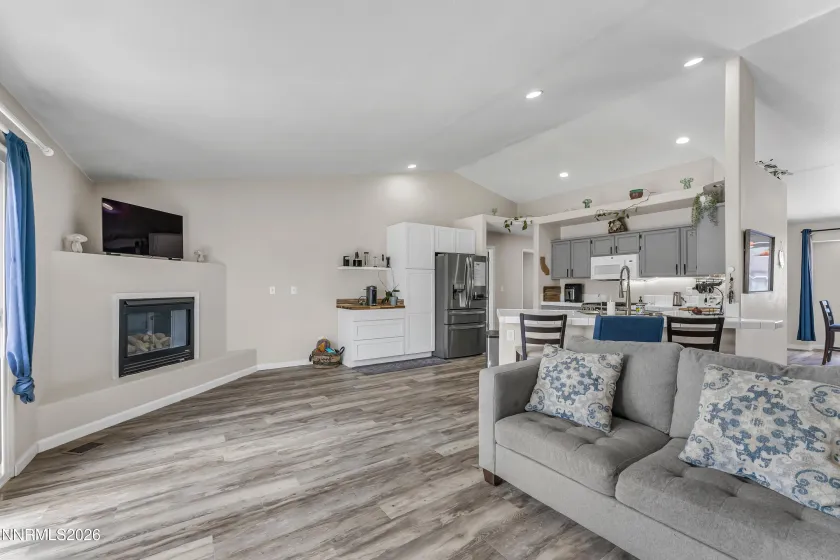 333 Emigrant, Fernley, Nevada 89408, 3 Bedrooms Bedrooms, ,2 BathroomsBathrooms,Residential,Residential,Emigrant,0,260008468