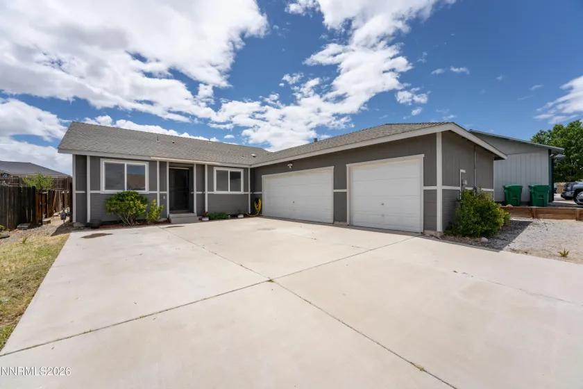 333 Emigrant, Fernley, Nevada 89408, 3 Bedrooms Bedrooms, ,2 BathroomsBathrooms,Residential,Residential,Emigrant,0,260008468