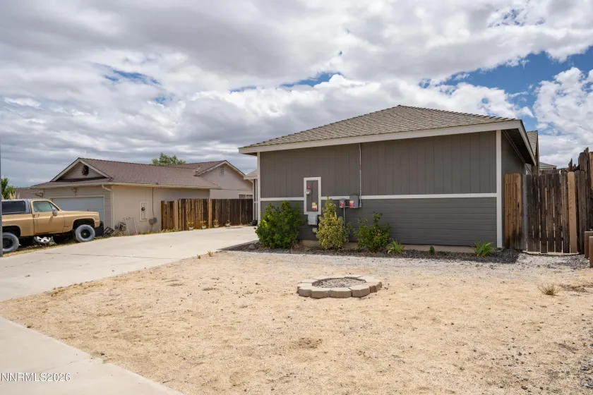 333 Emigrant, Fernley, Nevada 89408, 3 Bedrooms Bedrooms, ,2 BathroomsBathrooms,Residential,Residential,Emigrant,0,260008468