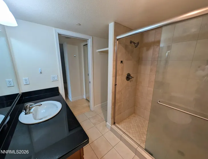 450 Arlington, Reno, Nevada 89503, 1 Bedroom Bedrooms, ,1 BathroomBathrooms,Residential,Residential,Arlington,0,260001392