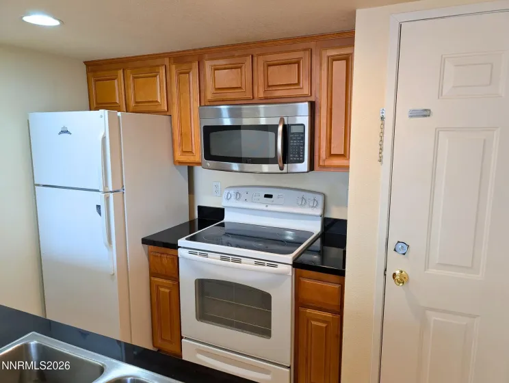 450 Arlington, Reno, Nevada 89503, 1 Bedroom Bedrooms, ,1 BathroomBathrooms,Residential,Residential,Arlington,0,260001392