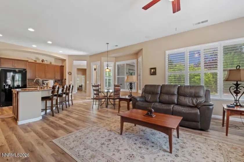 3462 Lisbon, Sparks, Nevada 89436, 4 Bedrooms Bedrooms, ,3 BathroomsBathrooms,Residential,Residential,Lisbon,0,260008471
