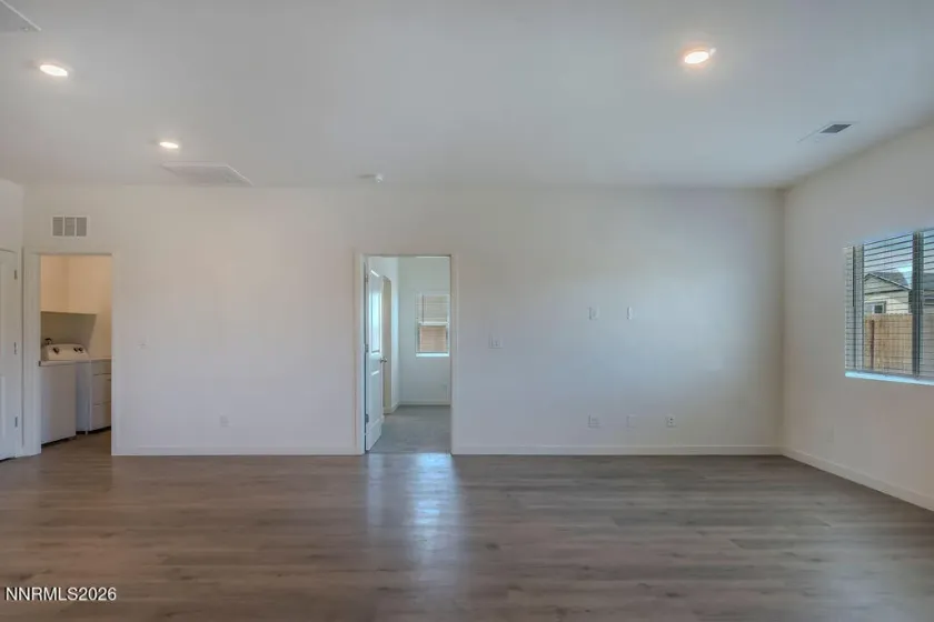 1032 Anthony, Fernley, Nevada 89408, 3 Bedrooms Bedrooms, ,2 BathroomsBathrooms,Residential,Residential,Anthony,0,260008472