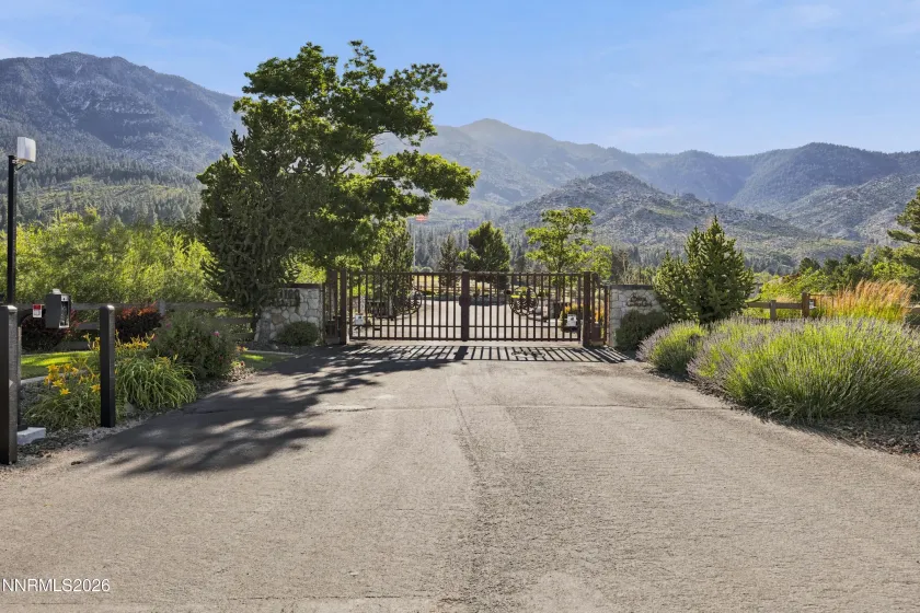 281 Sierra Country, Gardnerville, Nevada 89460, 4 Bedrooms Bedrooms, ,3 BathroomsBathrooms,Residential,Residential,Sierra Country,0,260008474
