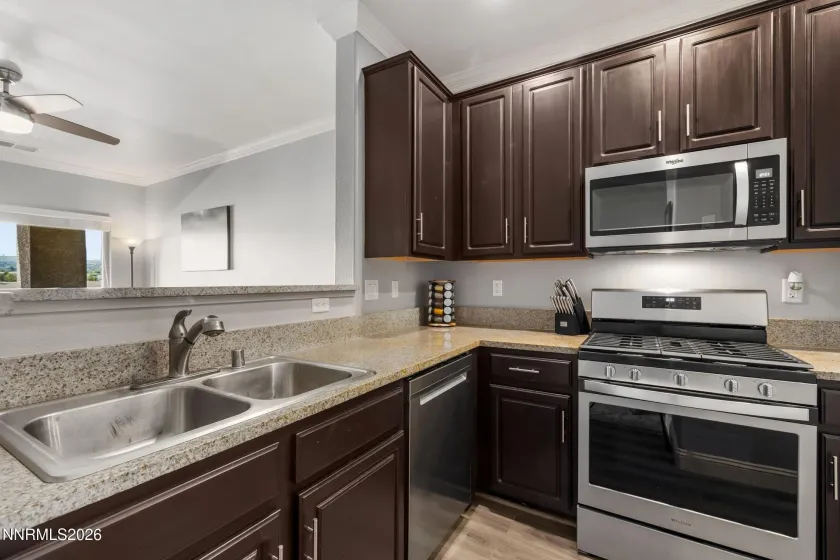 900 Meadows, Reno, Nevada 89521, 2 Bedrooms Bedrooms, ,2 BathroomsBathrooms,Residential,Residential,Meadows,0,260008477
