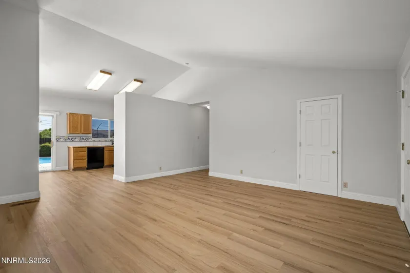 6796 Dorchester, Sparks, Nevada 89436, 3 Bedrooms Bedrooms, ,2 BathroomsBathrooms,Residential,Residential,Dorchester,0,260008482