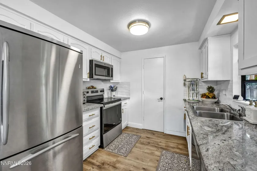 4610 Noche, Reno, Nevada 89502, 3 Bedrooms Bedrooms, ,2 BathroomsBathrooms,Residential,Residential,Noche,0,260008484