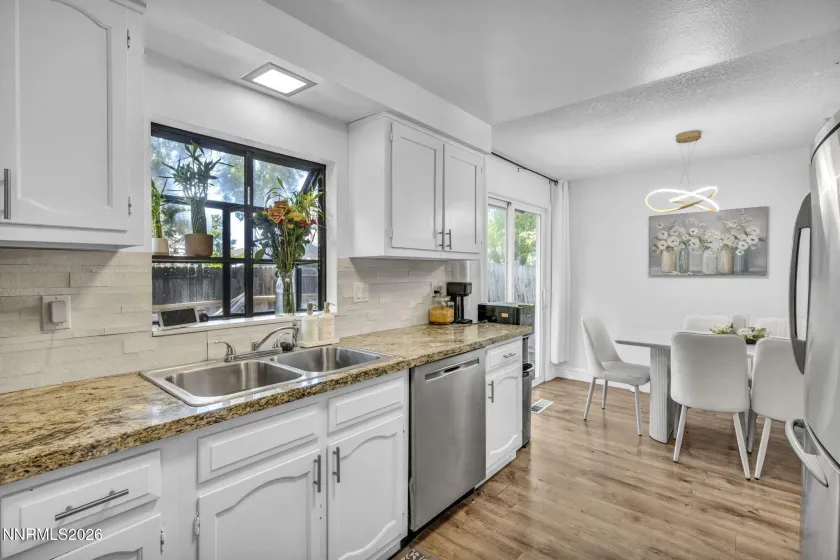 4610 Noche, Reno, Nevada 89502, 3 Bedrooms Bedrooms, ,2 BathroomsBathrooms,Residential,Residential,Noche,0,260008484