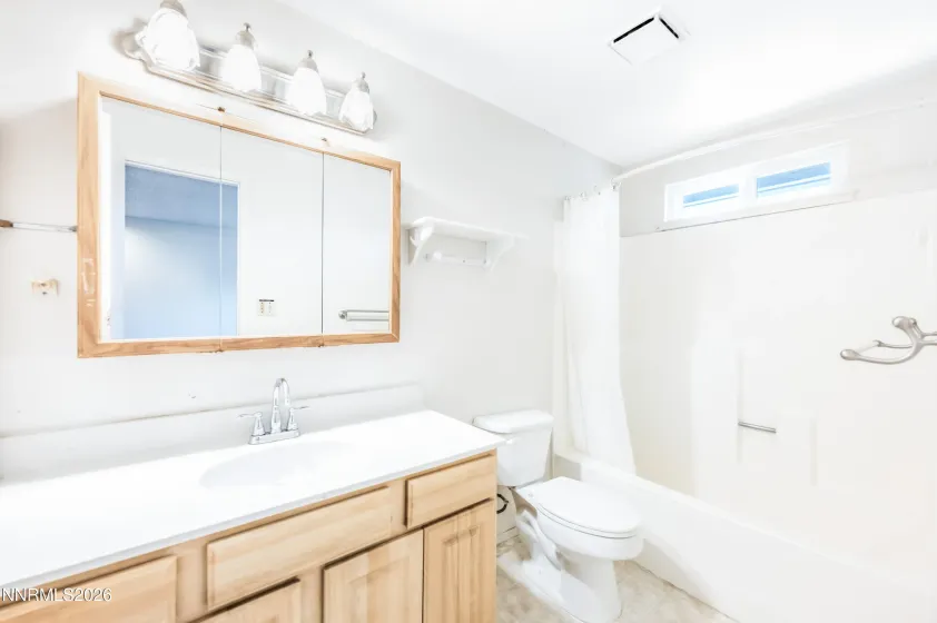 3985 Kentwood, Reno, Nevada 89503, 4 Bedrooms Bedrooms, ,2 BathroomsBathrooms,Residential,Residential,Kentwood,0,260008486