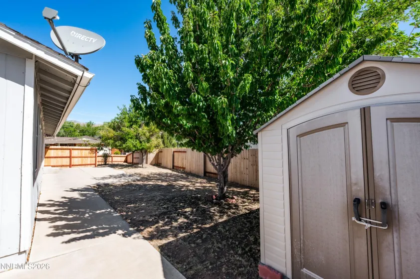 3985 Kentwood, Reno, Nevada 89503, 4 Bedrooms Bedrooms, ,2 BathroomsBathrooms,Residential,Residential,Kentwood,0,260008486