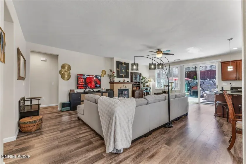 5406 Energystone, Sparks, Nevada 89436, 3 Bedrooms Bedrooms, ,2 BathroomsBathrooms,Residential,Residential,Energystone,0,260008489