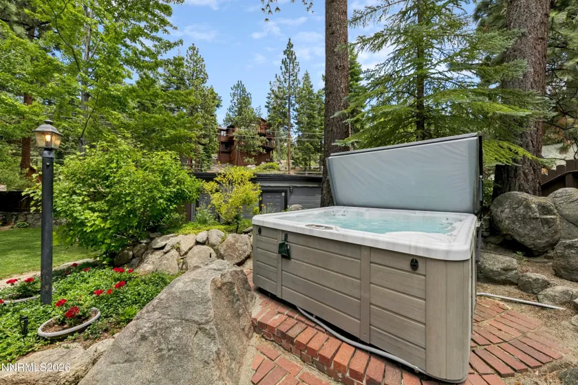 175 Juniper, Stateline, Nevada 89449, 4 Bedrooms Bedrooms, ,3 BathroomsBathrooms,Residential,Residential,Juniper,0,260008490