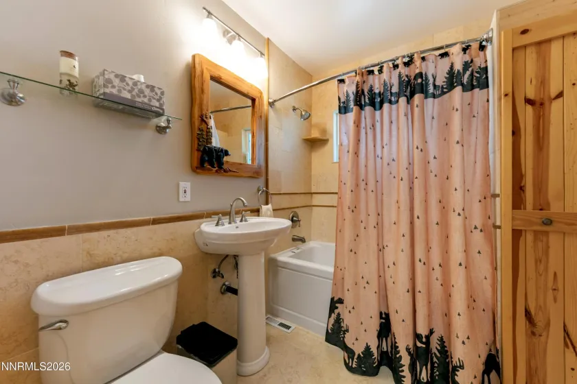 175 Juniper, Stateline, Nevada 89449, 4 Bedrooms Bedrooms, ,3 BathroomsBathrooms,Residential,Residential,Juniper,0,260008490