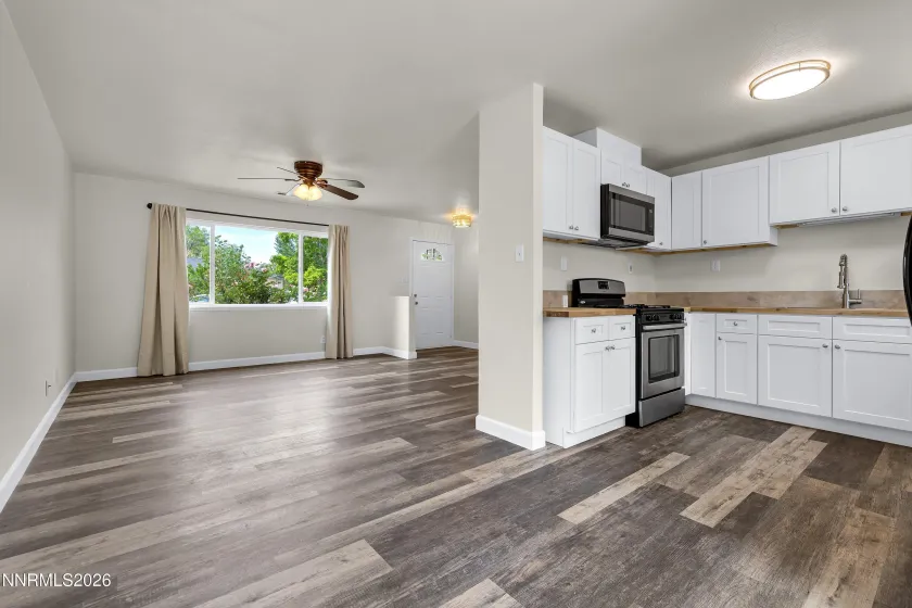439 L, Sparks, Nevada 89431, 3 Bedrooms Bedrooms, ,2 BathroomsBathrooms,Residential,Residential,L,0,260008491