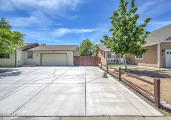 692 Lassen, Gardnerville, Nevada 89460, 4 Bedrooms Bedrooms, ,2 BathroomsBathrooms,Residential,Residential,Lassen,0,260008493