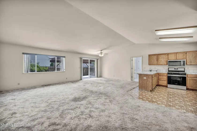 692 Lassen, Gardnerville, Nevada 89460, 4 Bedrooms Bedrooms, ,2 BathroomsBathrooms,Residential,Residential,Lassen,0,260008493