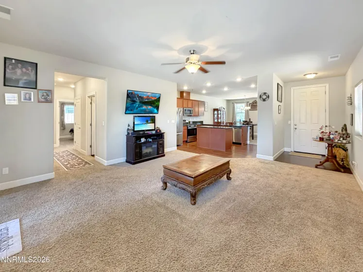545 Osprey, Fernley, Nevada 89408, 3 Bedrooms Bedrooms, ,2 BathroomsBathrooms,Residential,Residential,Osprey,0,260008494