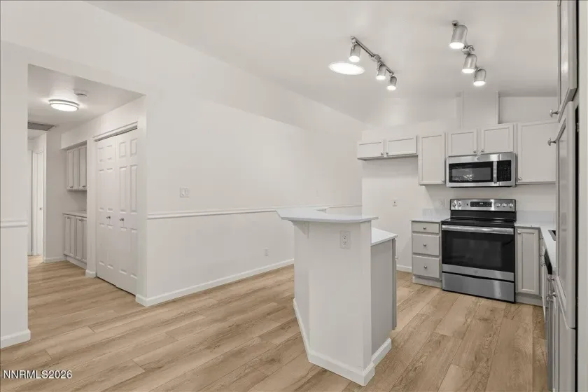 6913 Tesoro, Reno, Nevada 89523, 3 Bedrooms Bedrooms, ,2 BathroomsBathrooms,Residential,Residential,Tesoro,0,260008497