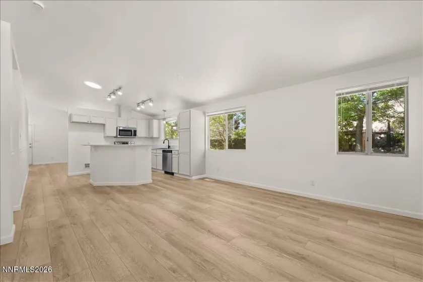 6913 Tesoro, Reno, Nevada 89523, 3 Bedrooms Bedrooms, ,2 BathroomsBathrooms,Residential,Residential,Tesoro,0,260008497