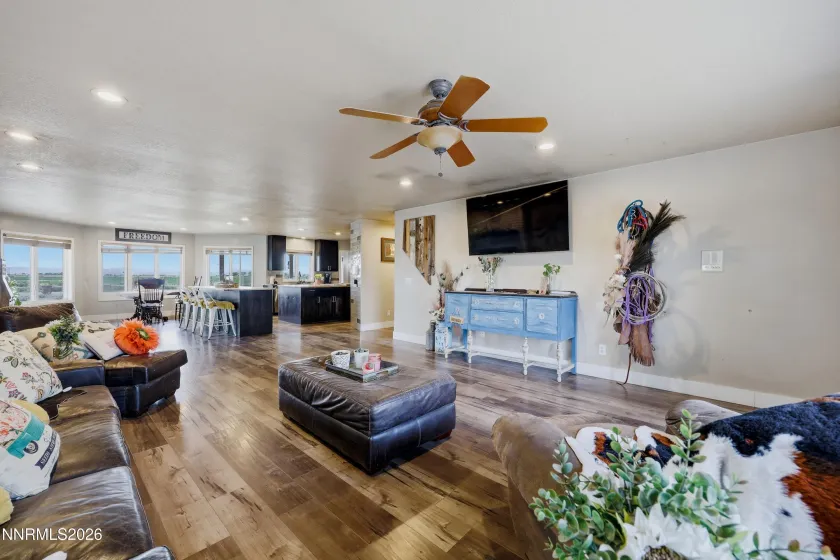 2025 Cushman, Fallon, Nevada 89406, 4 Bedrooms Bedrooms, ,3 BathroomsBathrooms,Residential,Residential,Cushman,0,260008504