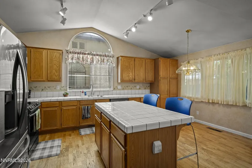 1055 Amico, Sparks, Nevada 89434, 4 Bedrooms Bedrooms, ,3 BathroomsBathrooms,Residential,Residential,Amico,0,260008510